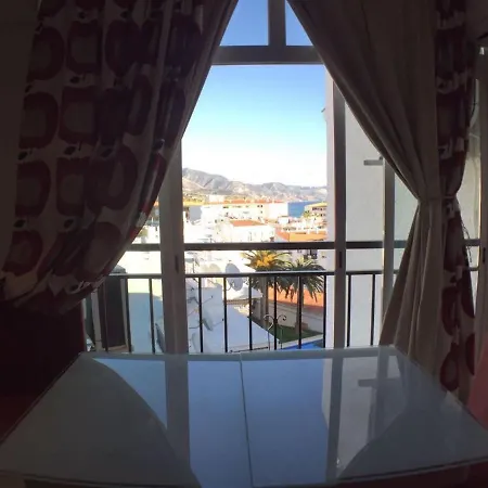 Coronado, In Central Apartament